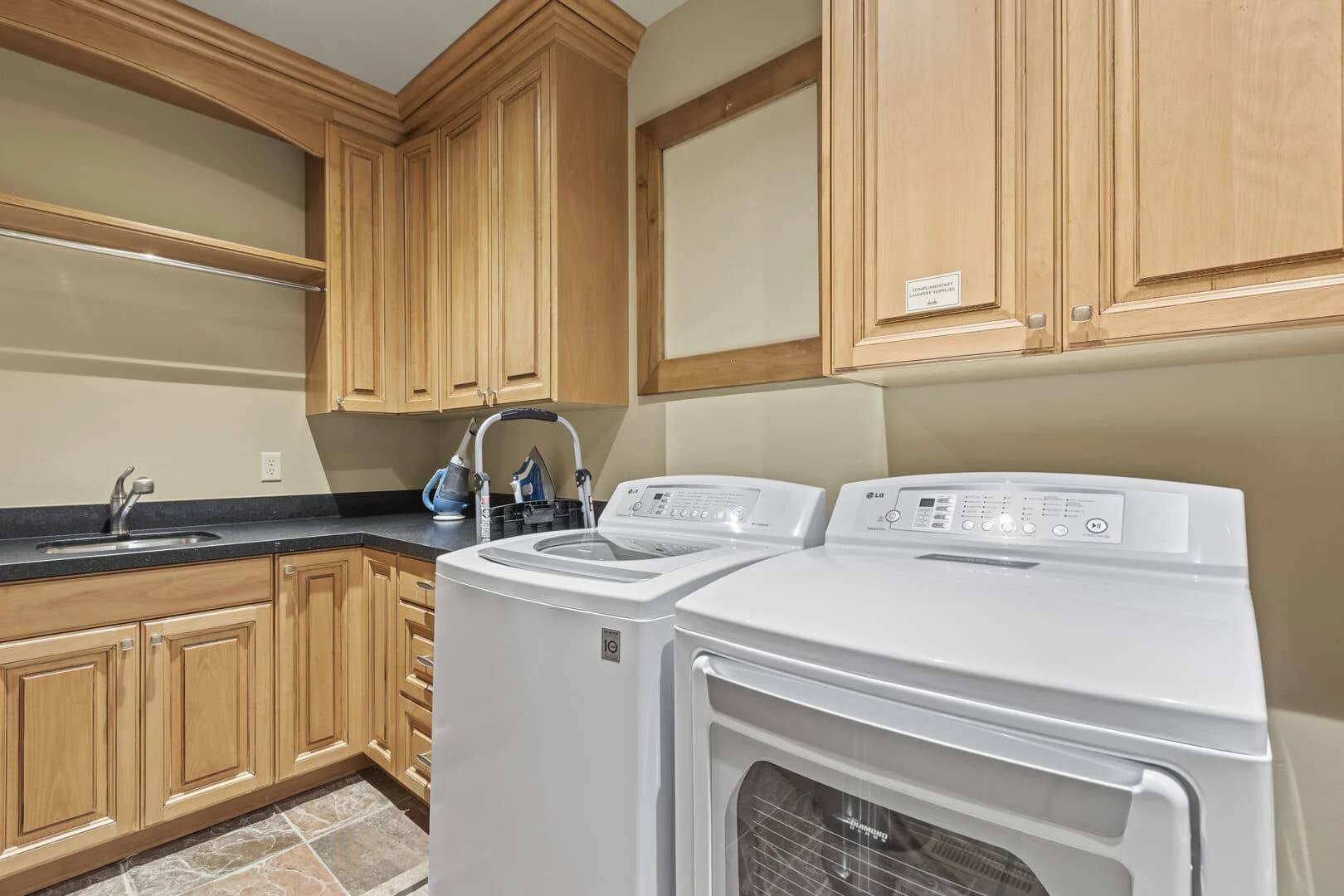 Benoit Lookout Estate - Image 61