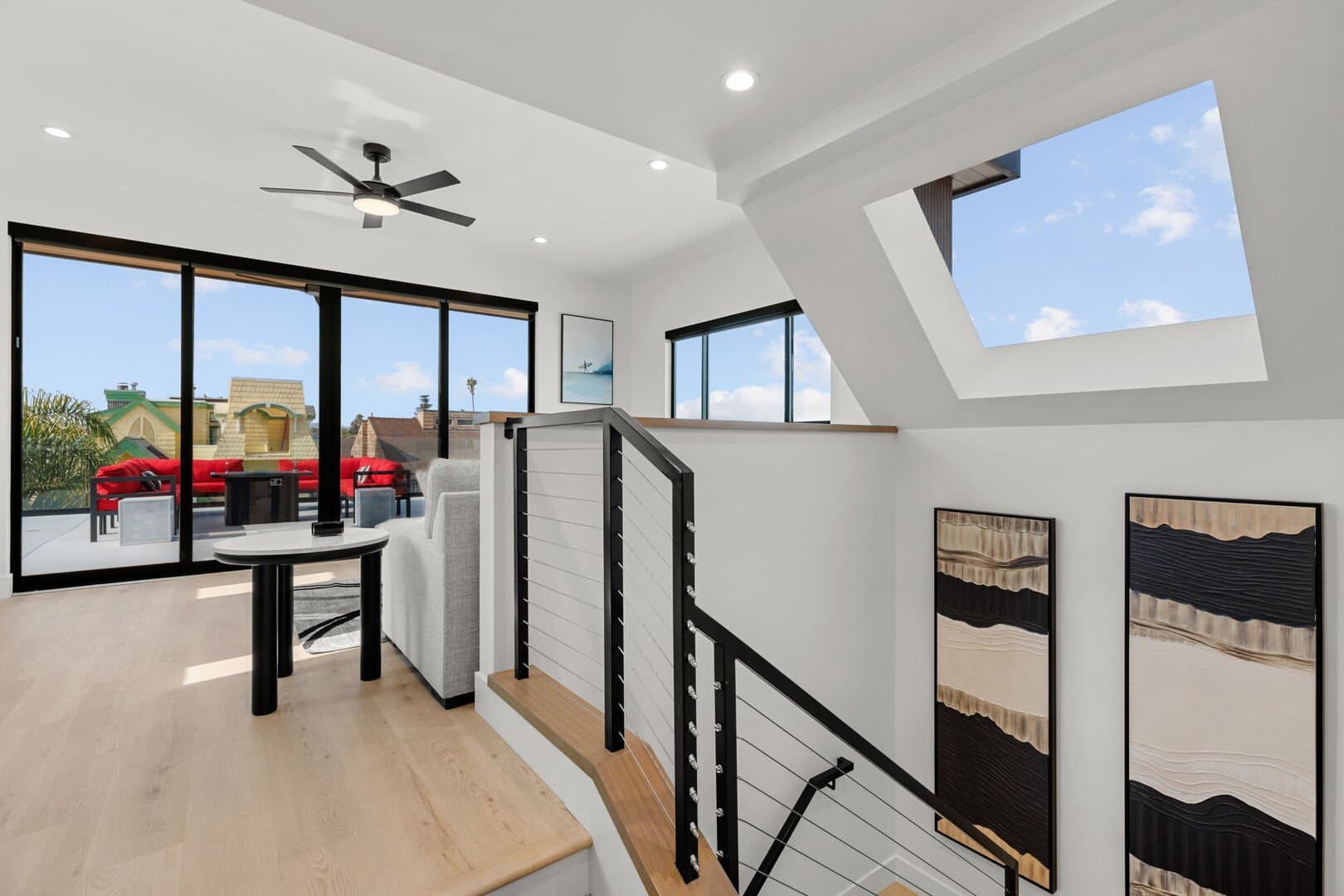 Modern Beach Vibes (Upper) - Image 12