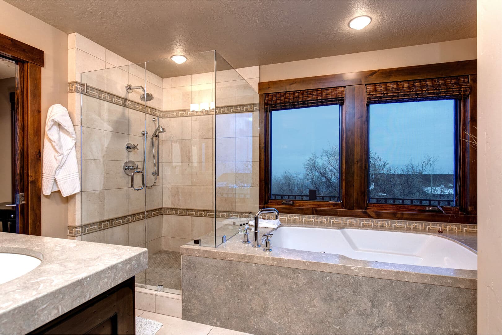 Atop Park City - Image 19