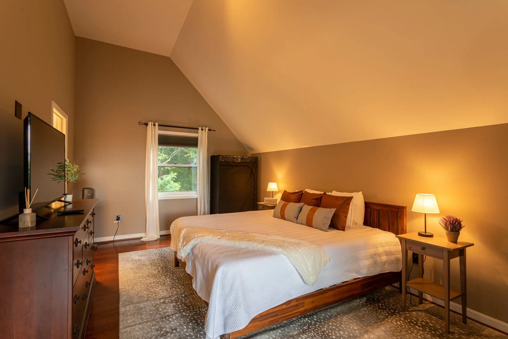 Sky High Chalet - Image 17