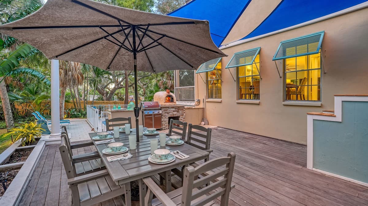 Hemingway House - Image 4