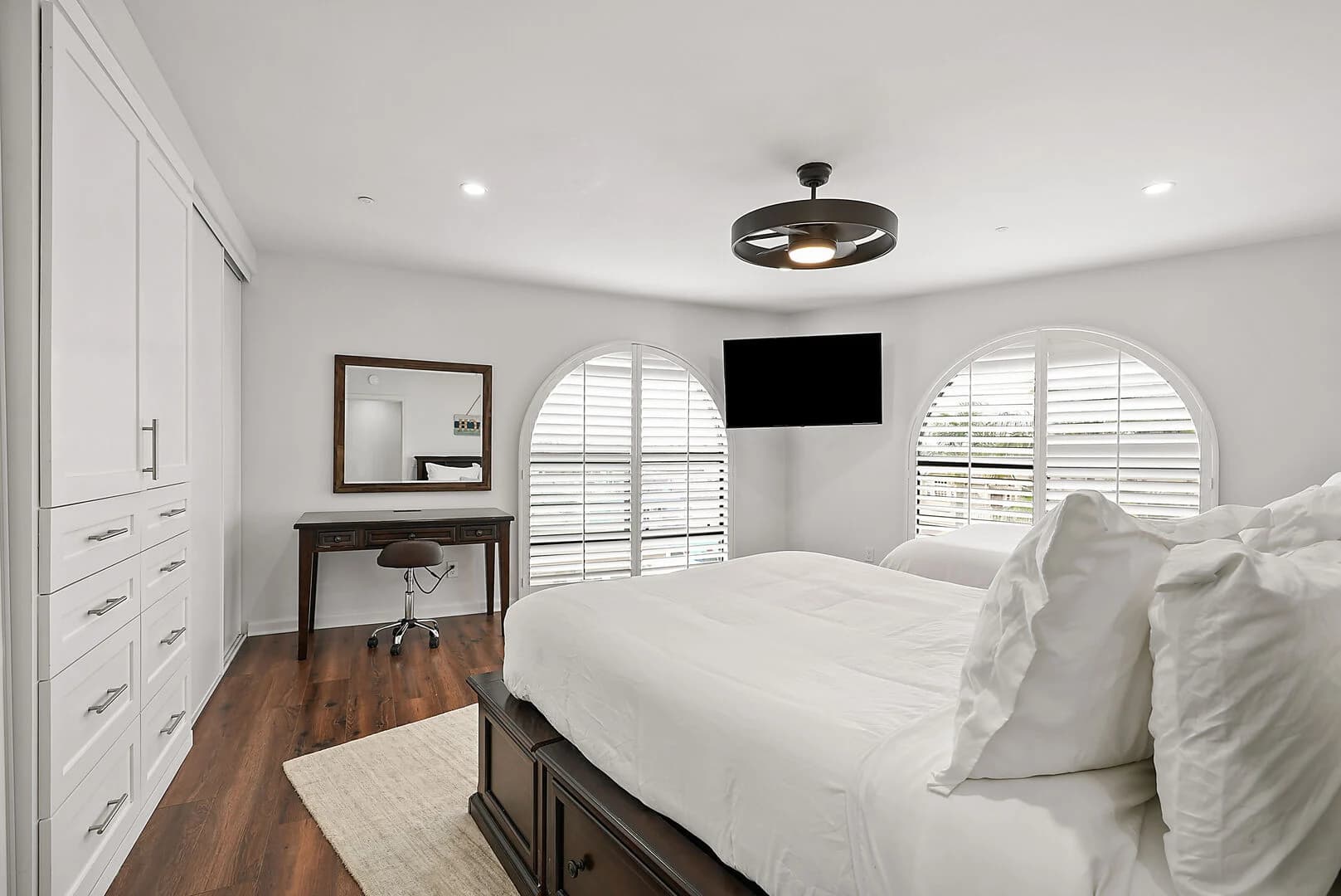 Bayside Escape 4 - Image 27