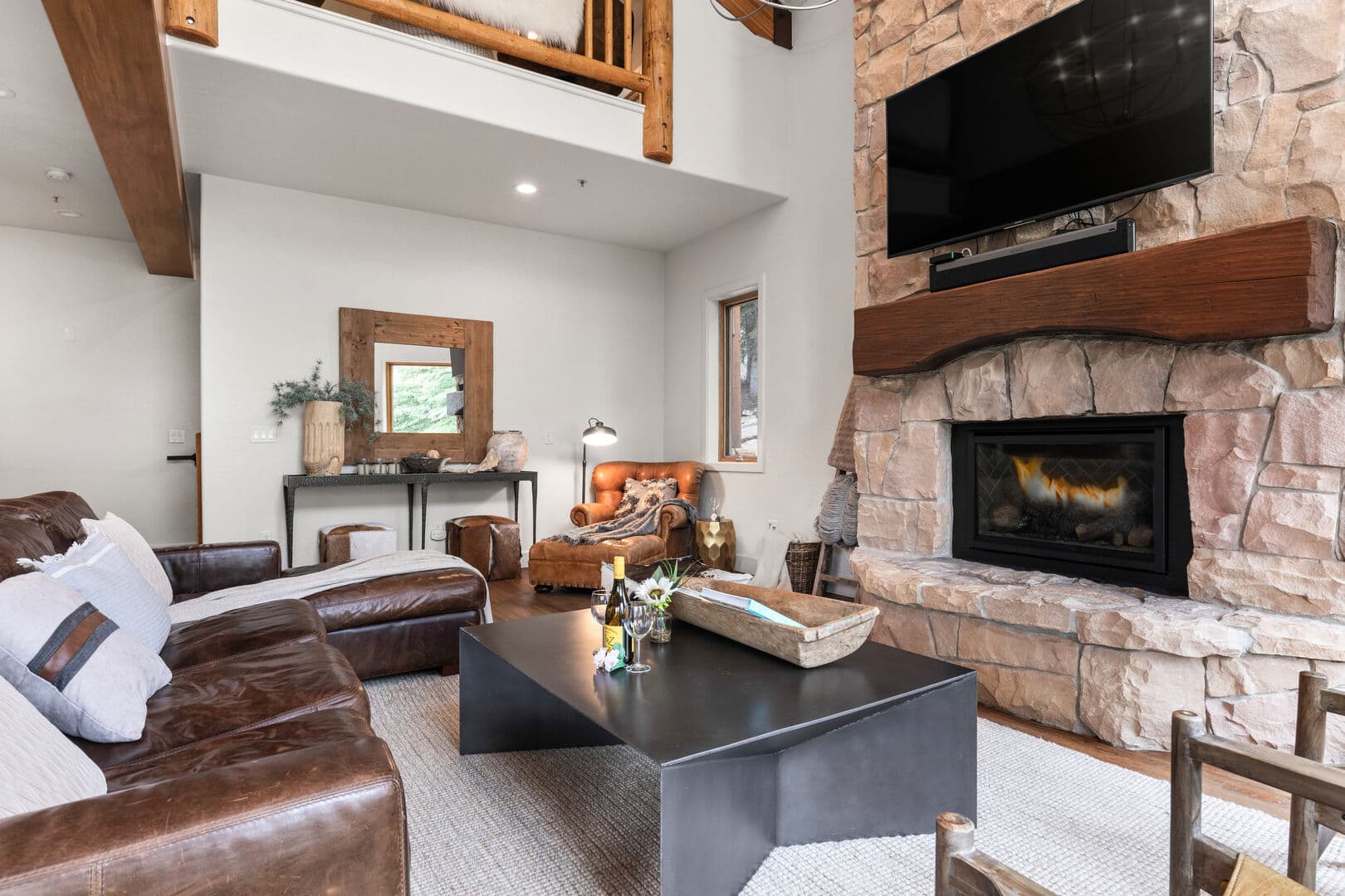 Sterling Lodge - Image 4