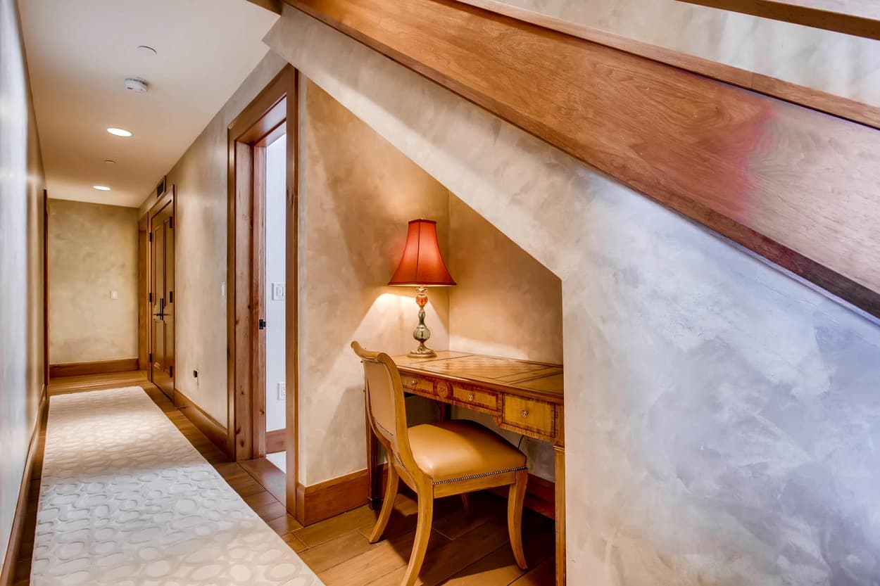 Snowflake Chateau At Hummingbird Lodge - Image 12