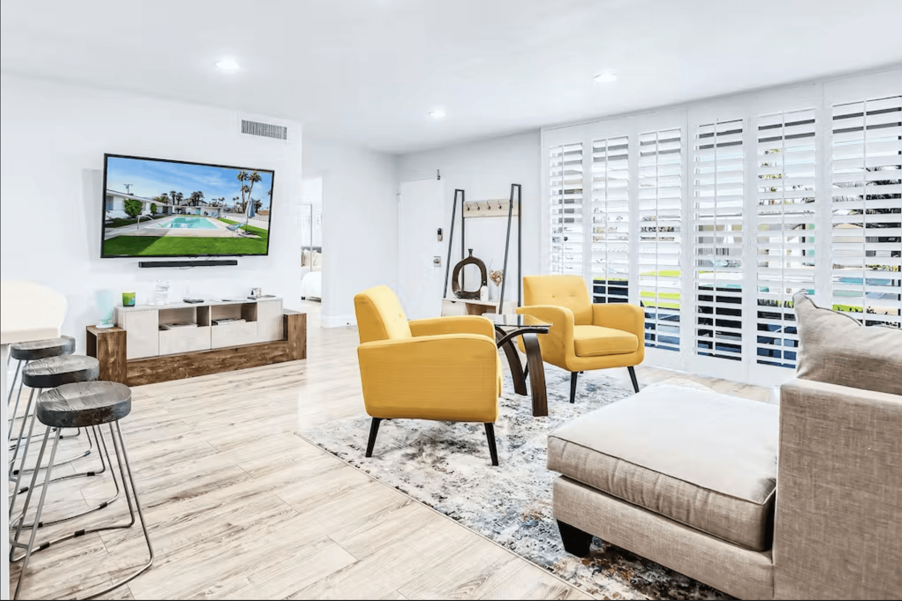 PD Retreat Home - Image 2