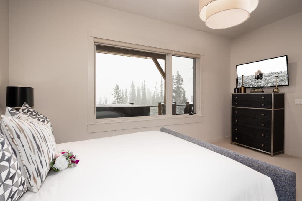 Lodgeside Pass - Image 14