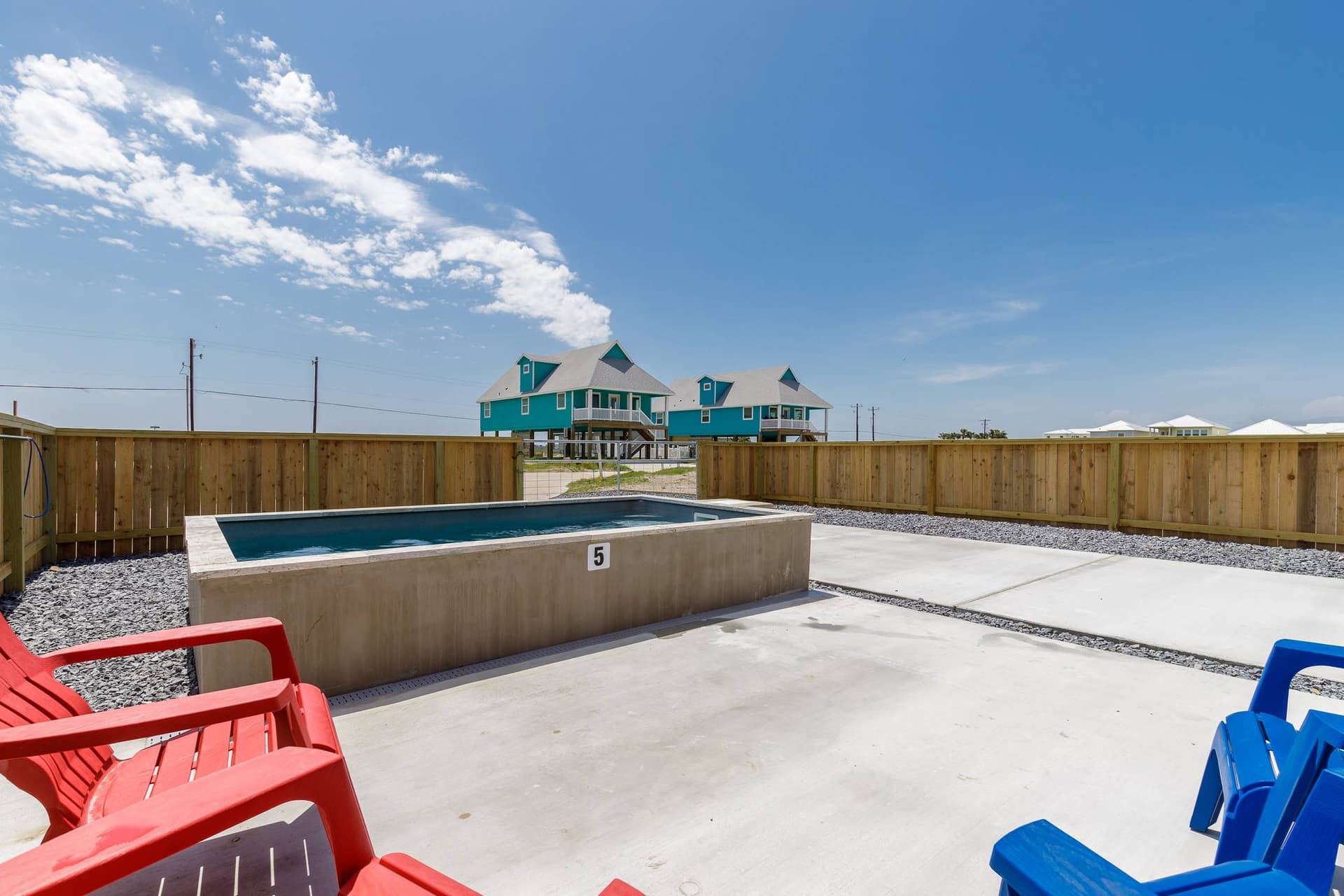 Skiff House - Image 40