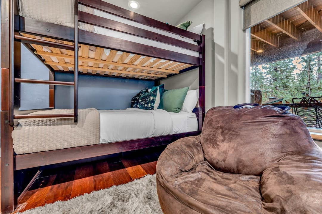 Upscale Incline Village Home - Image 19