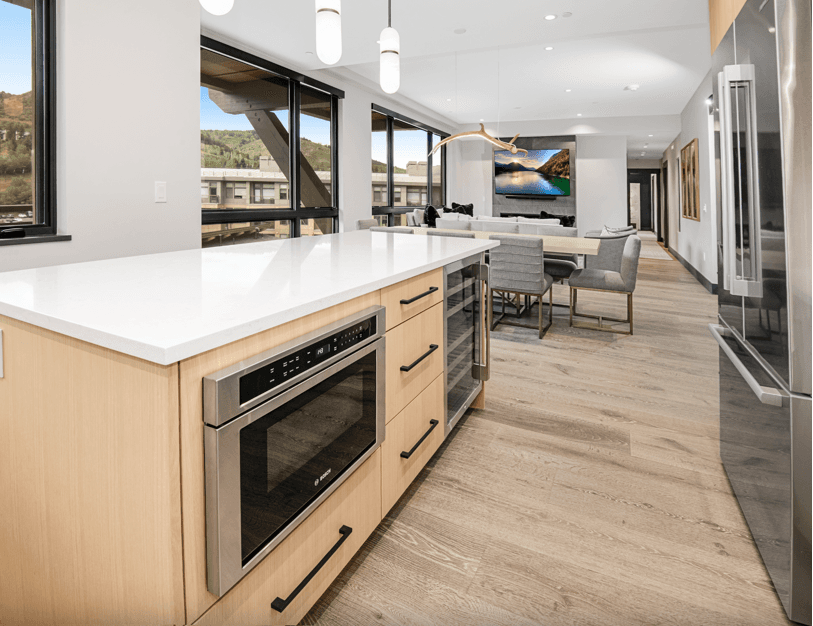 Avon Riverfront #402 - Image 6