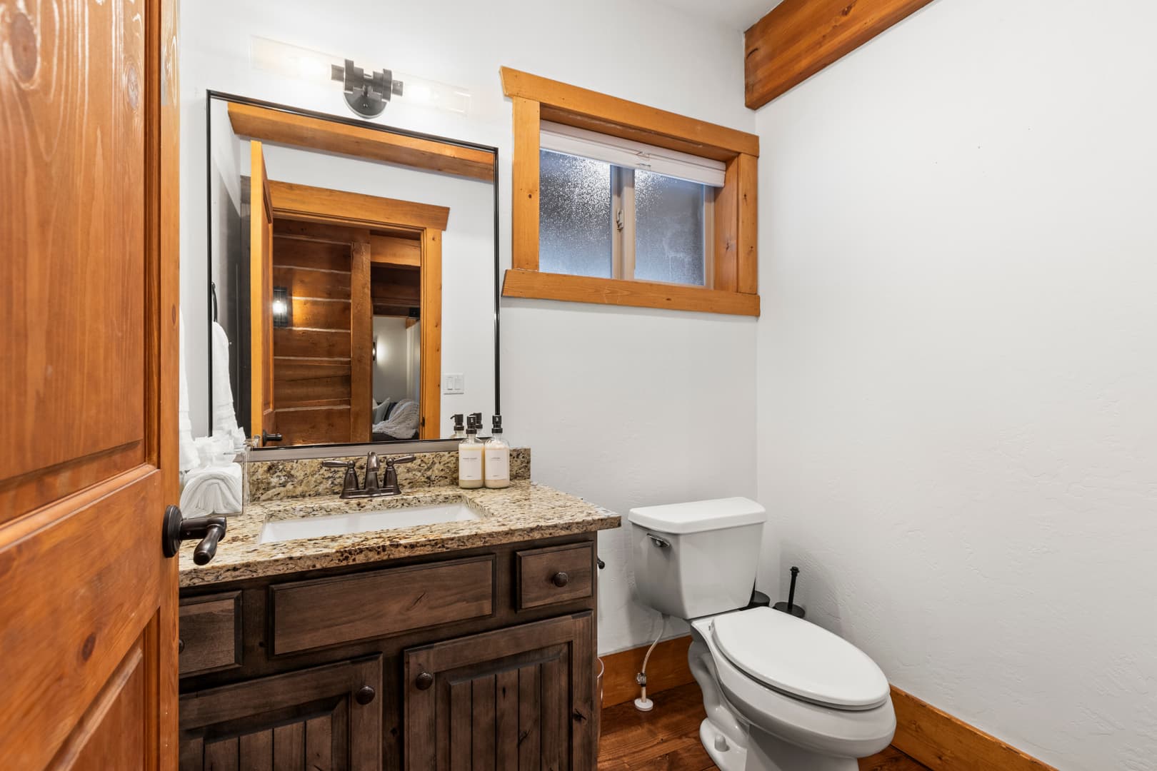 Unforgotten Utopia - Image 43