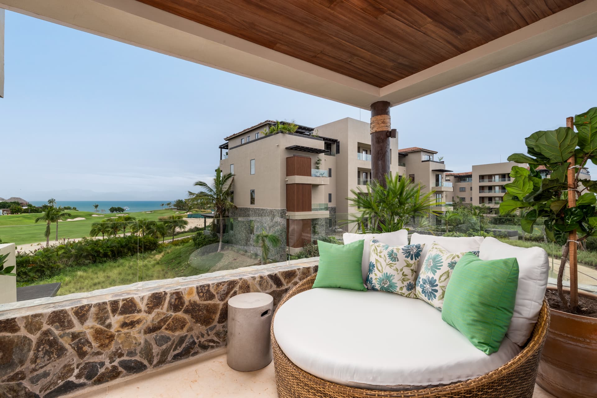 Tau Residences #621 - Image 12