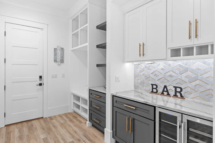 Happy by the Sea - Image 40