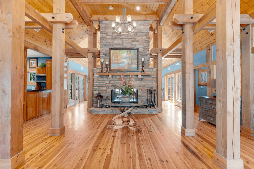 Still Lake Getaway - Image 16