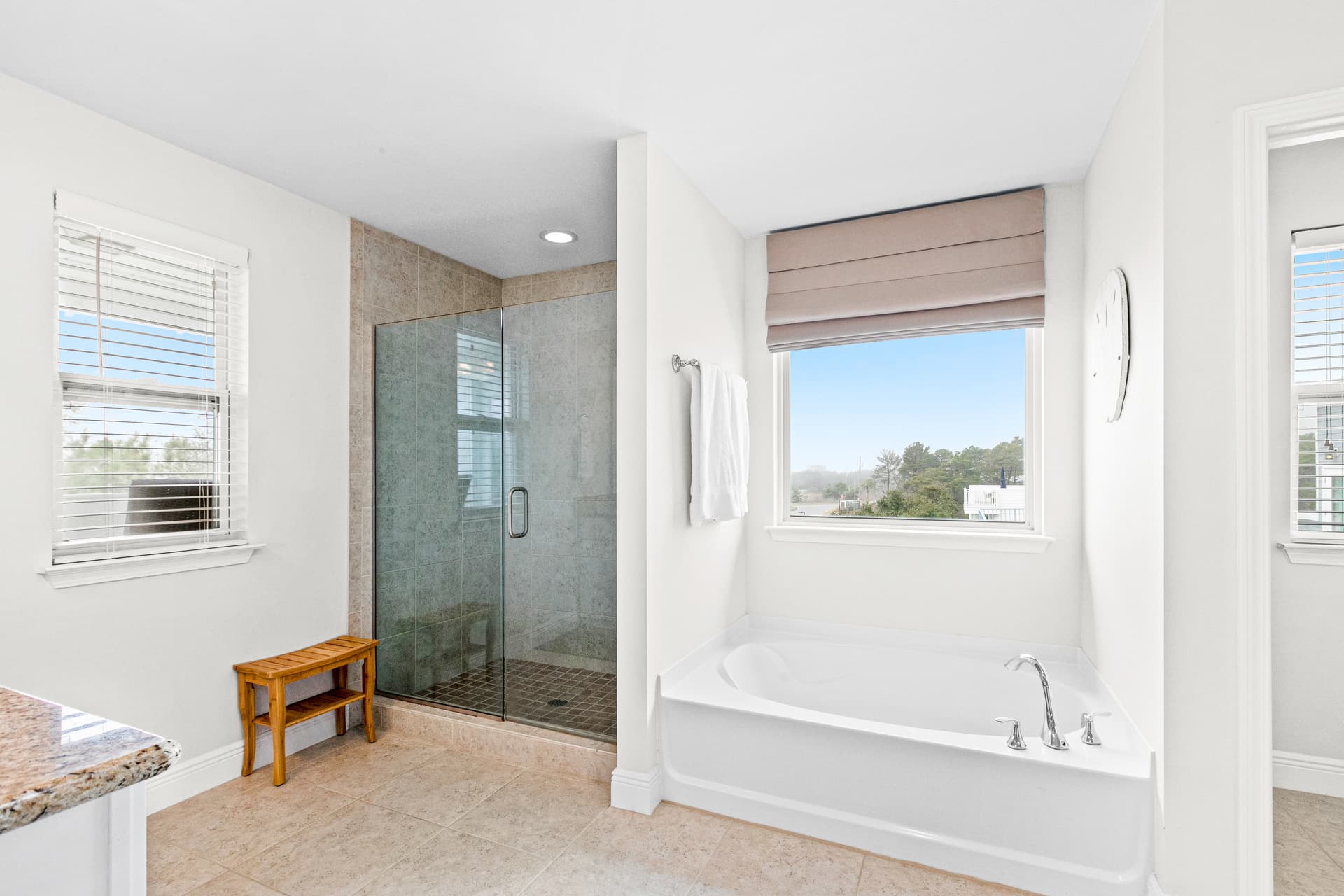 Lucky 13 House - Image 16