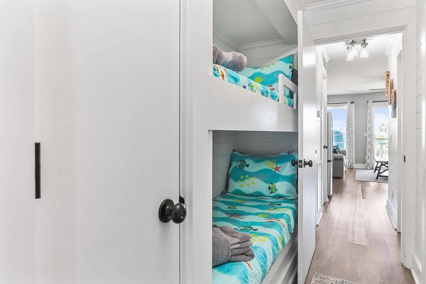 Ocean Boulevard Residence - Image 20