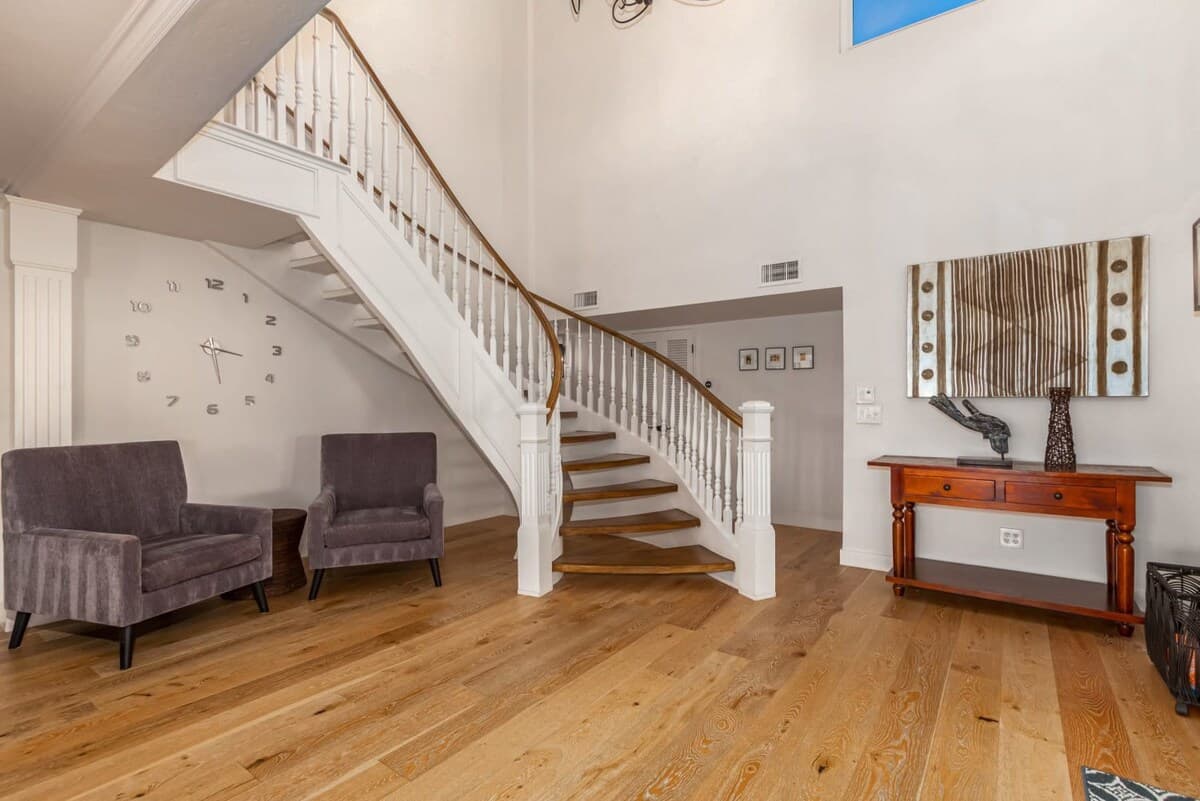 Hummingbird Estate - Image 9