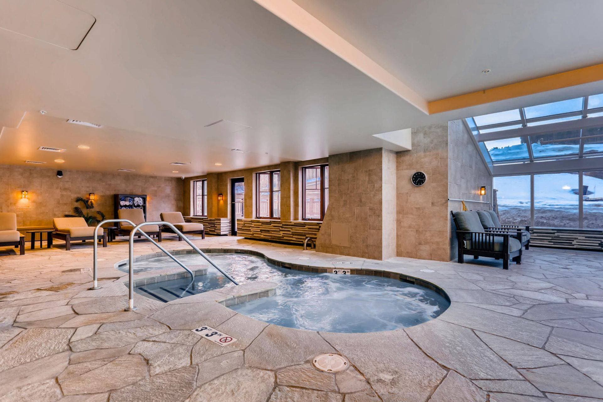 One Ski Hill Home - Image 16