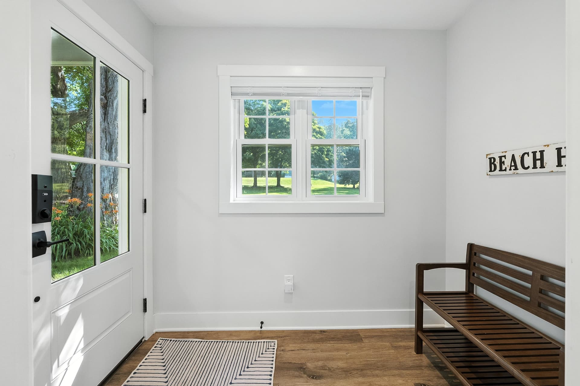 Thenell's Beach House - Image 6