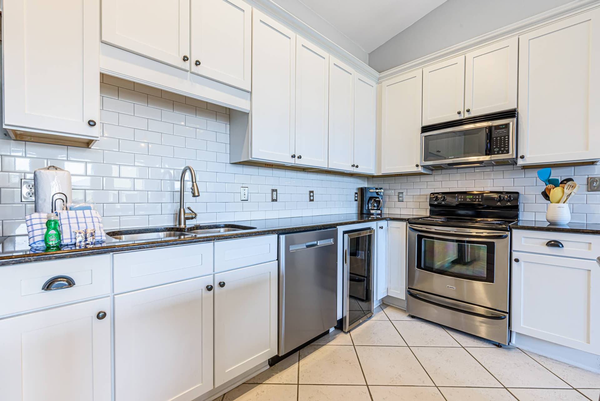 Ocean Whisper 824 - Image 11