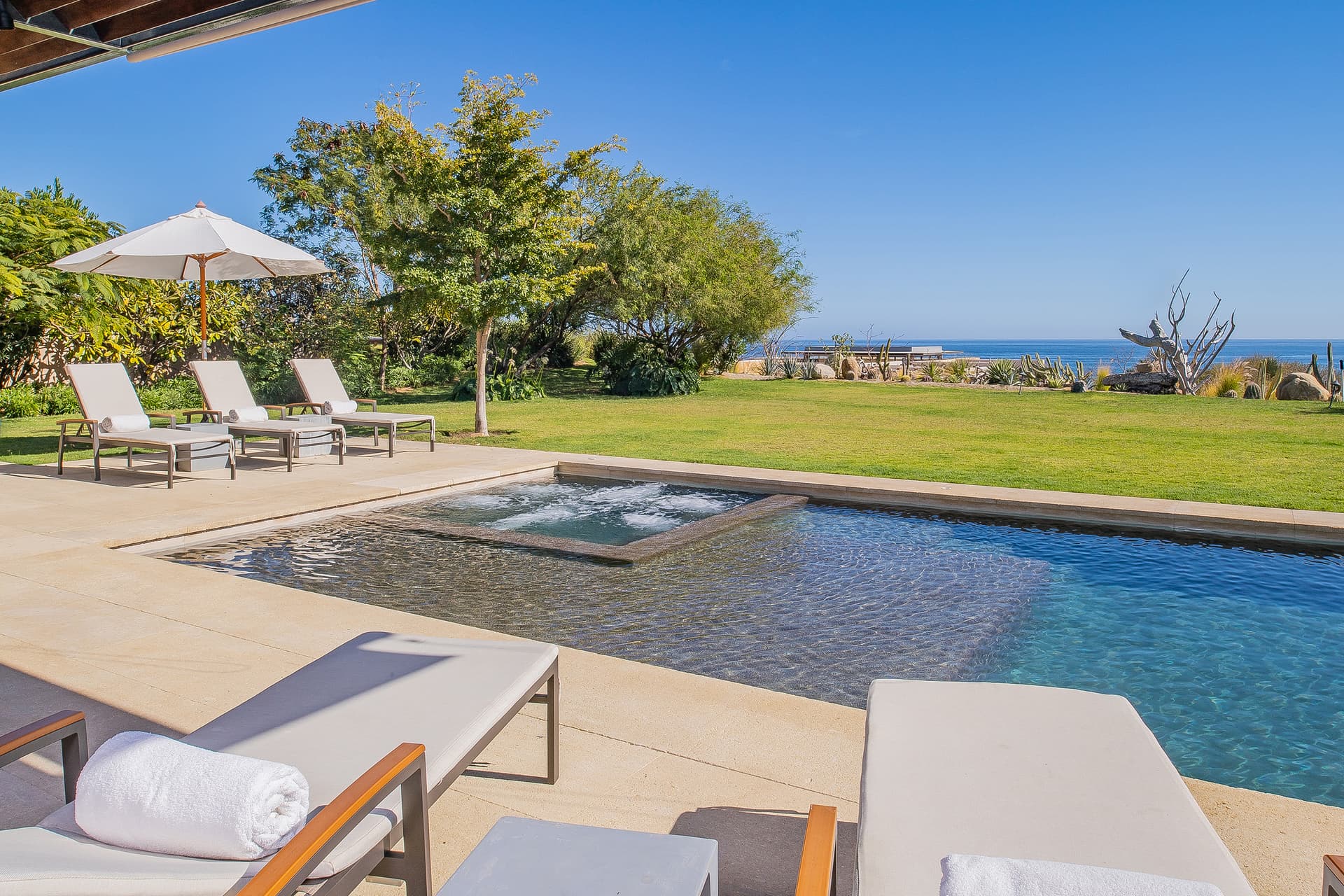 West Enclave Residence #8 - Image 30