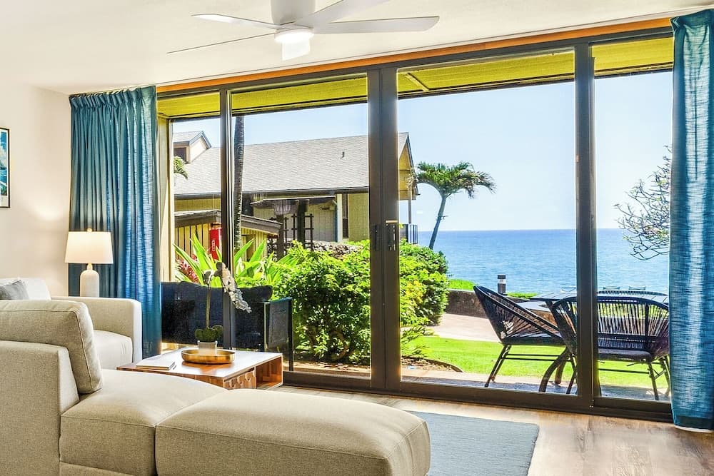 Makahuena #2106 - Image 2