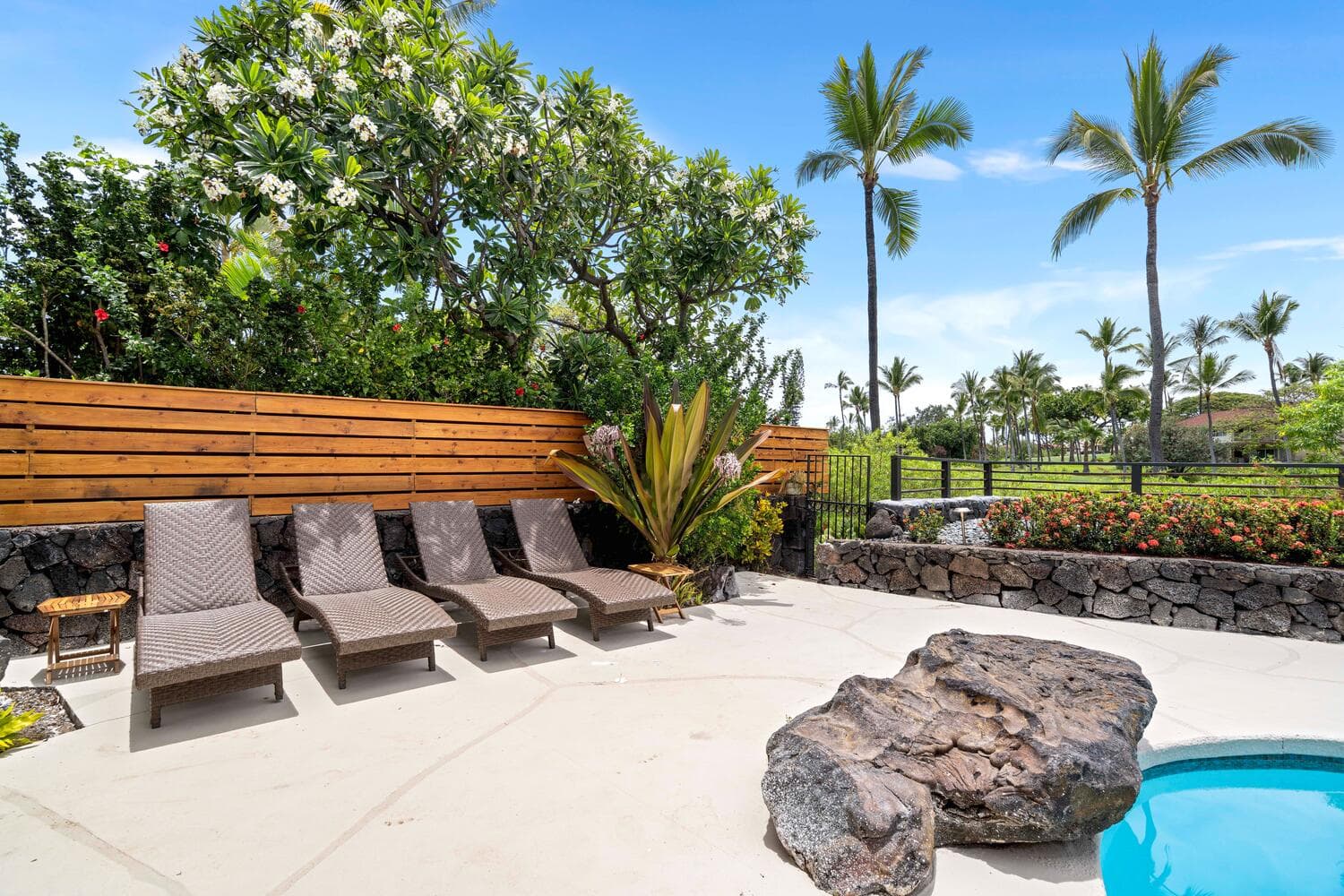 Manukai Hale - Image 42