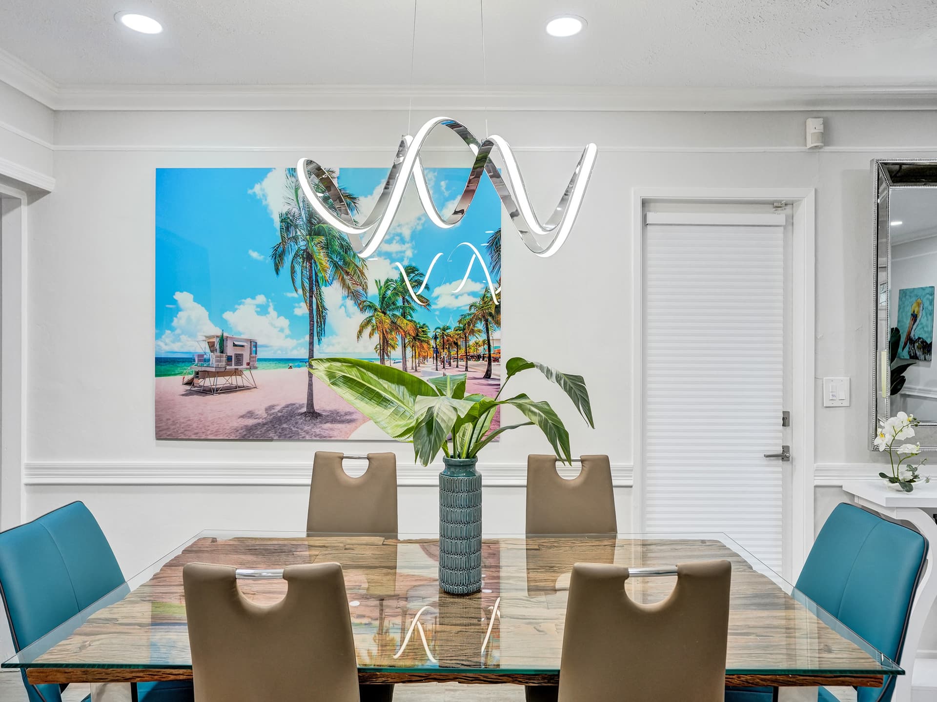 Marbella Sunlit Escape - Image 22