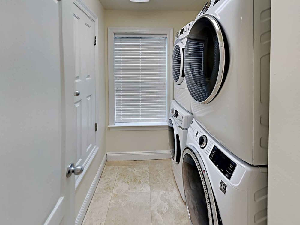 Margarita - Image 32