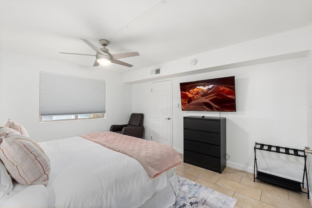 Maya Motel - Image 5