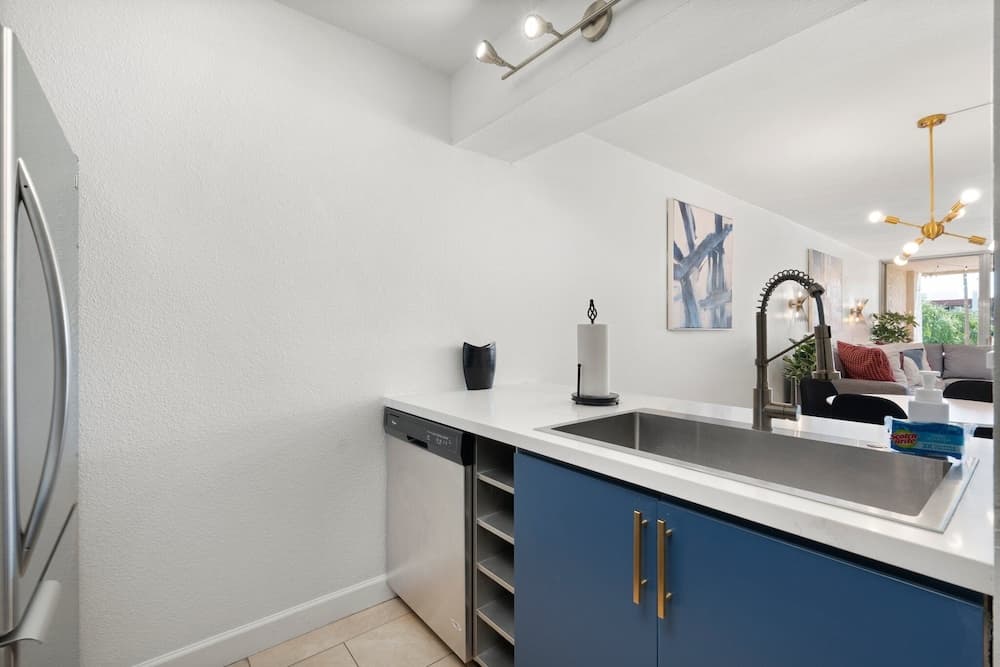 Maya Motel - Image 24