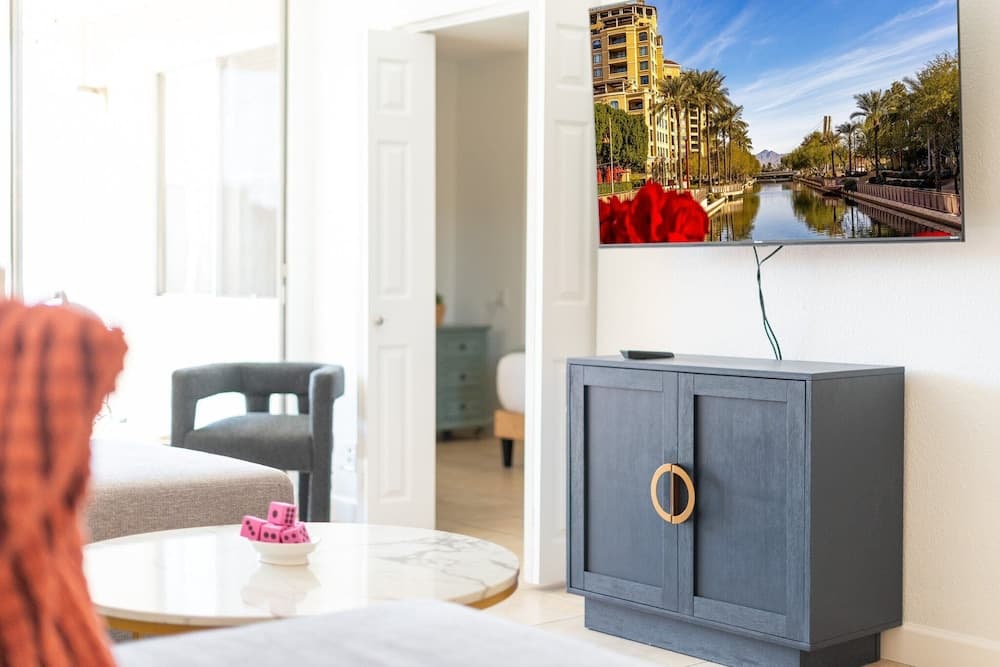 Maya Motel - Image 30