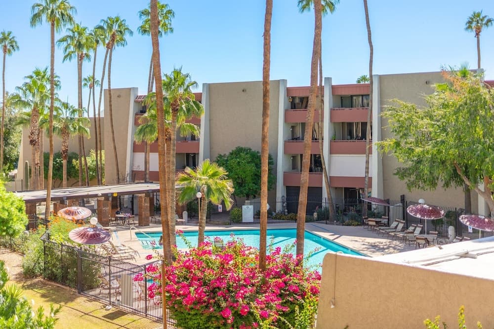 Maya Motel - Image 58