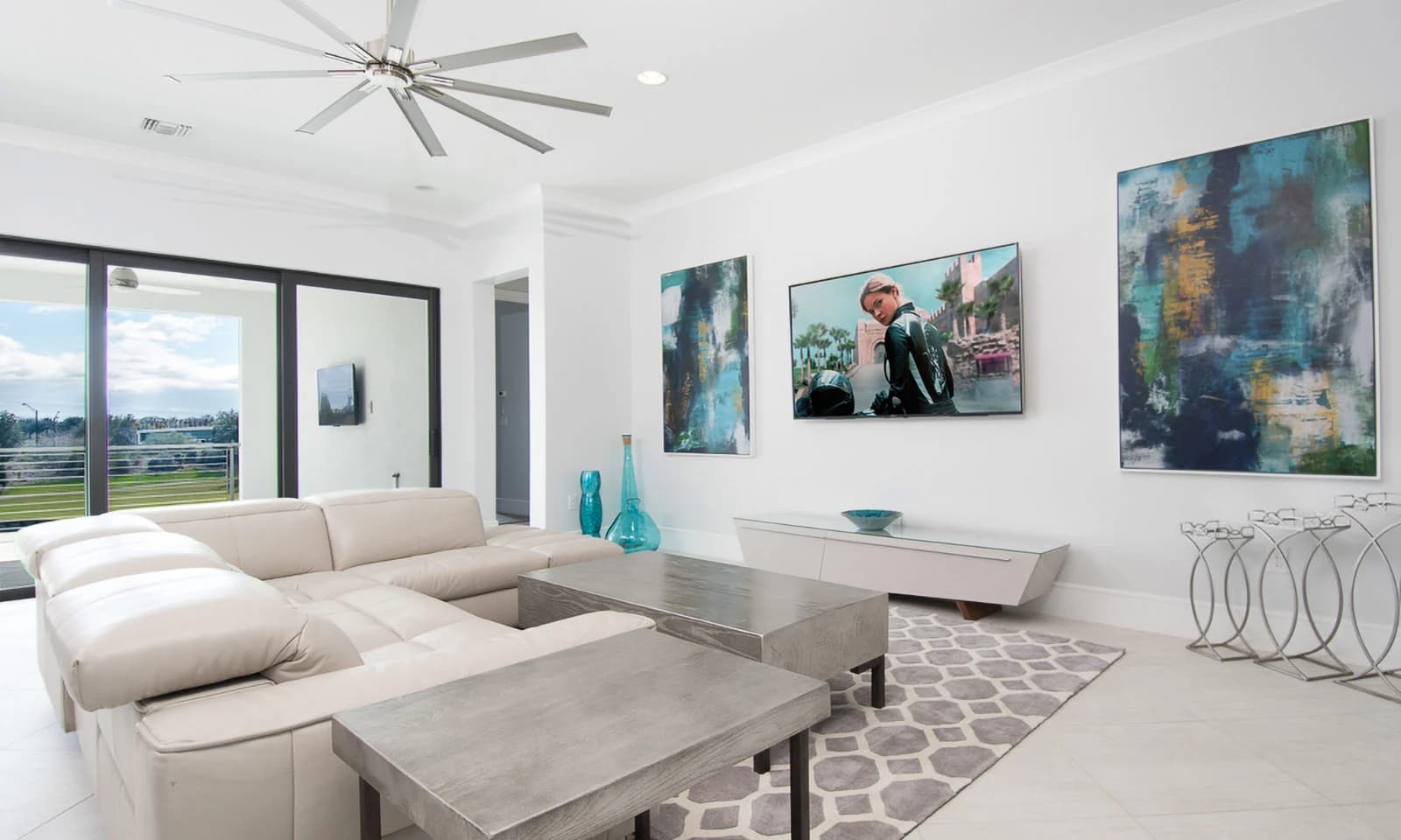 The Outstanding Oasis - Image 46