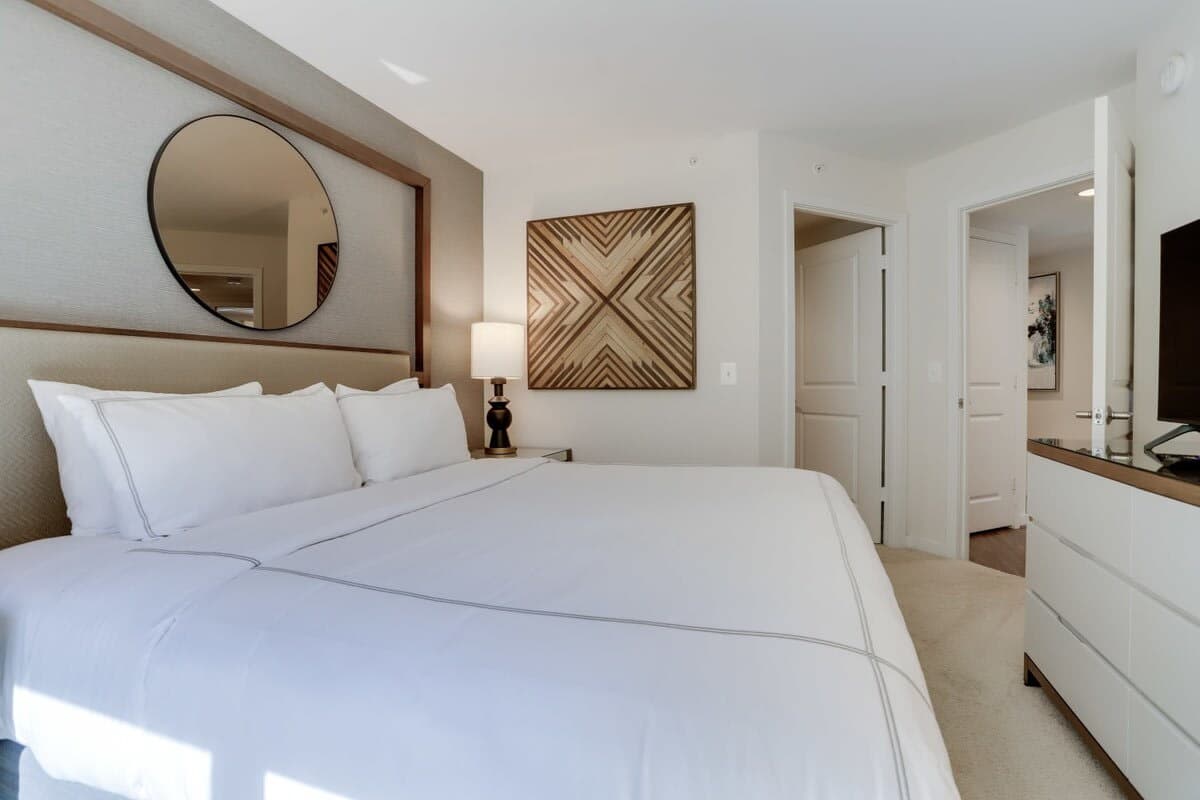 White Stone Residence - Image 25