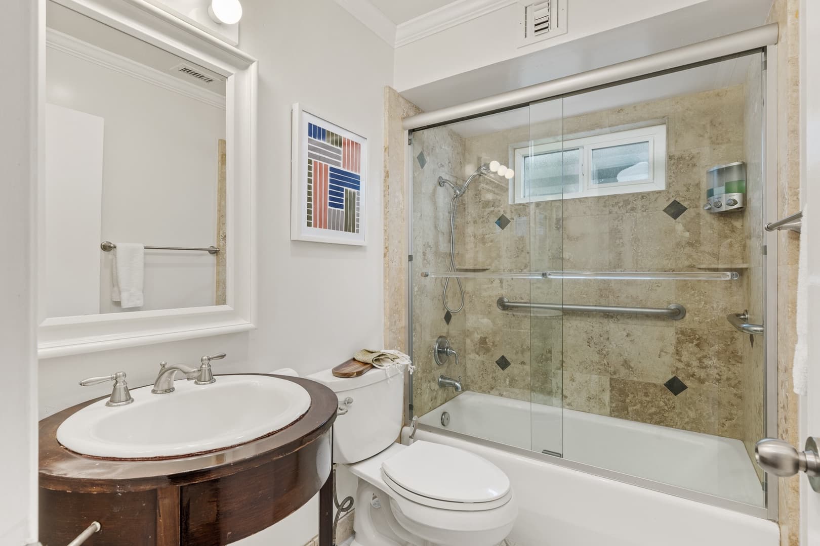 Mahogany Manor - Image 29