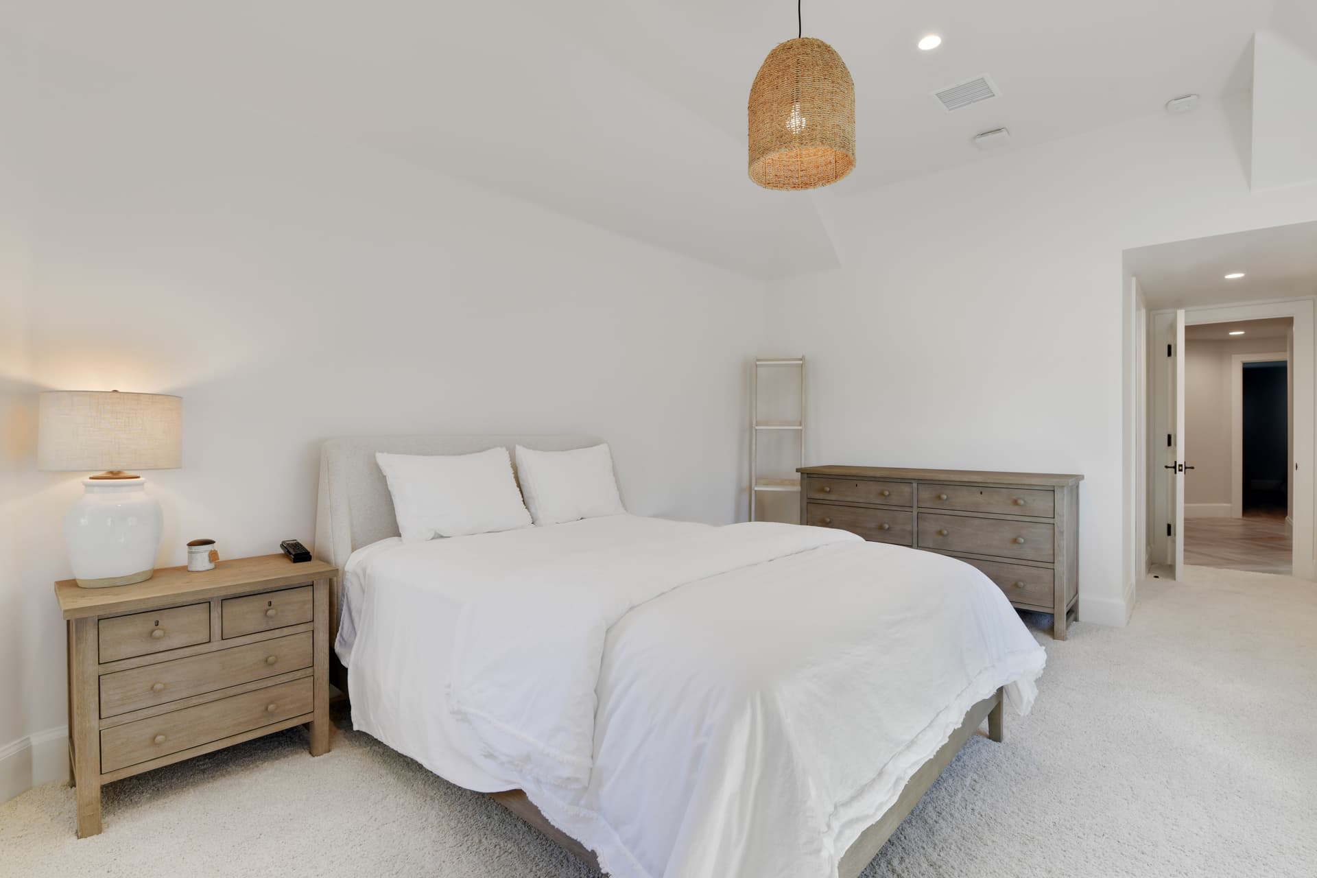 Laguna Hills Estate - Image 43