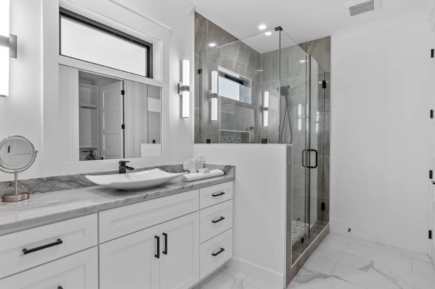 Happy by the Sea - Image 49