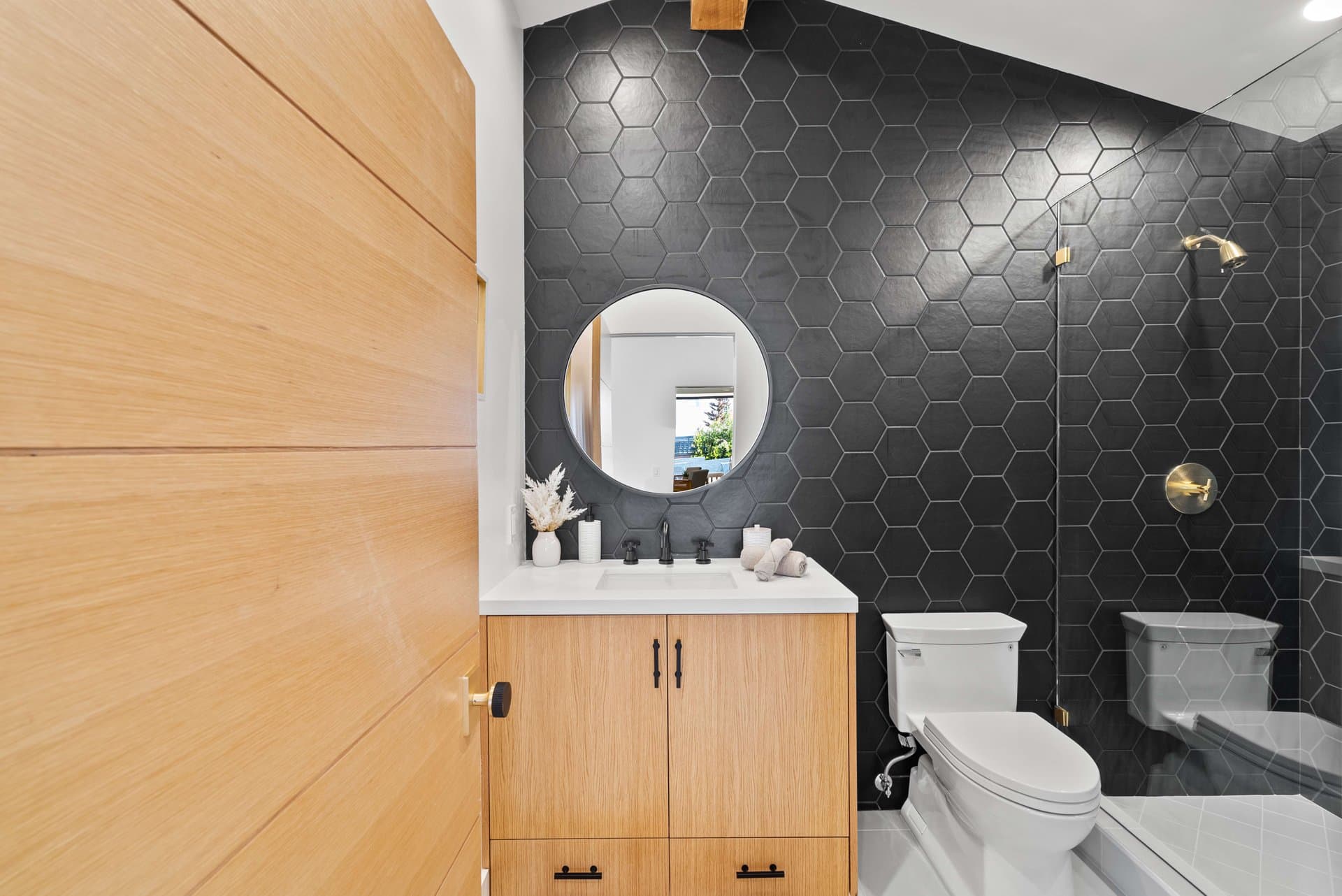 Lake Street - Image 29