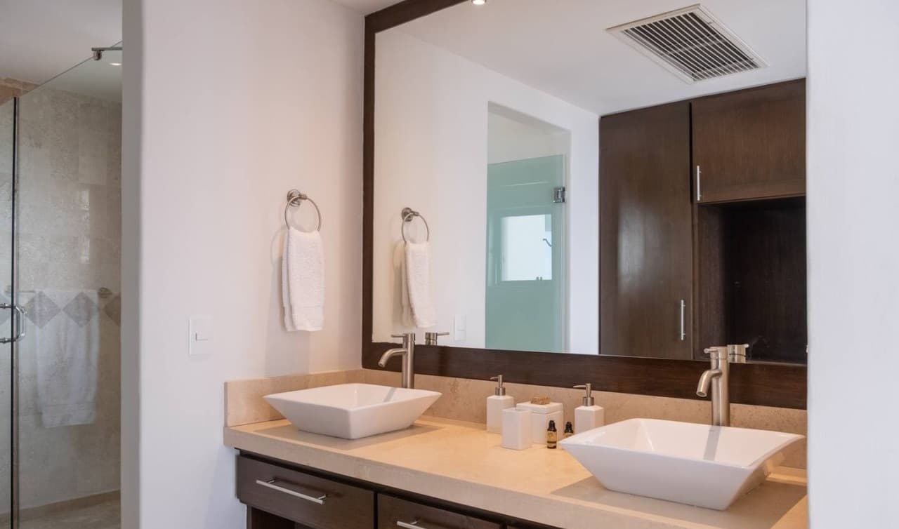 Ziva Condo - Image 48