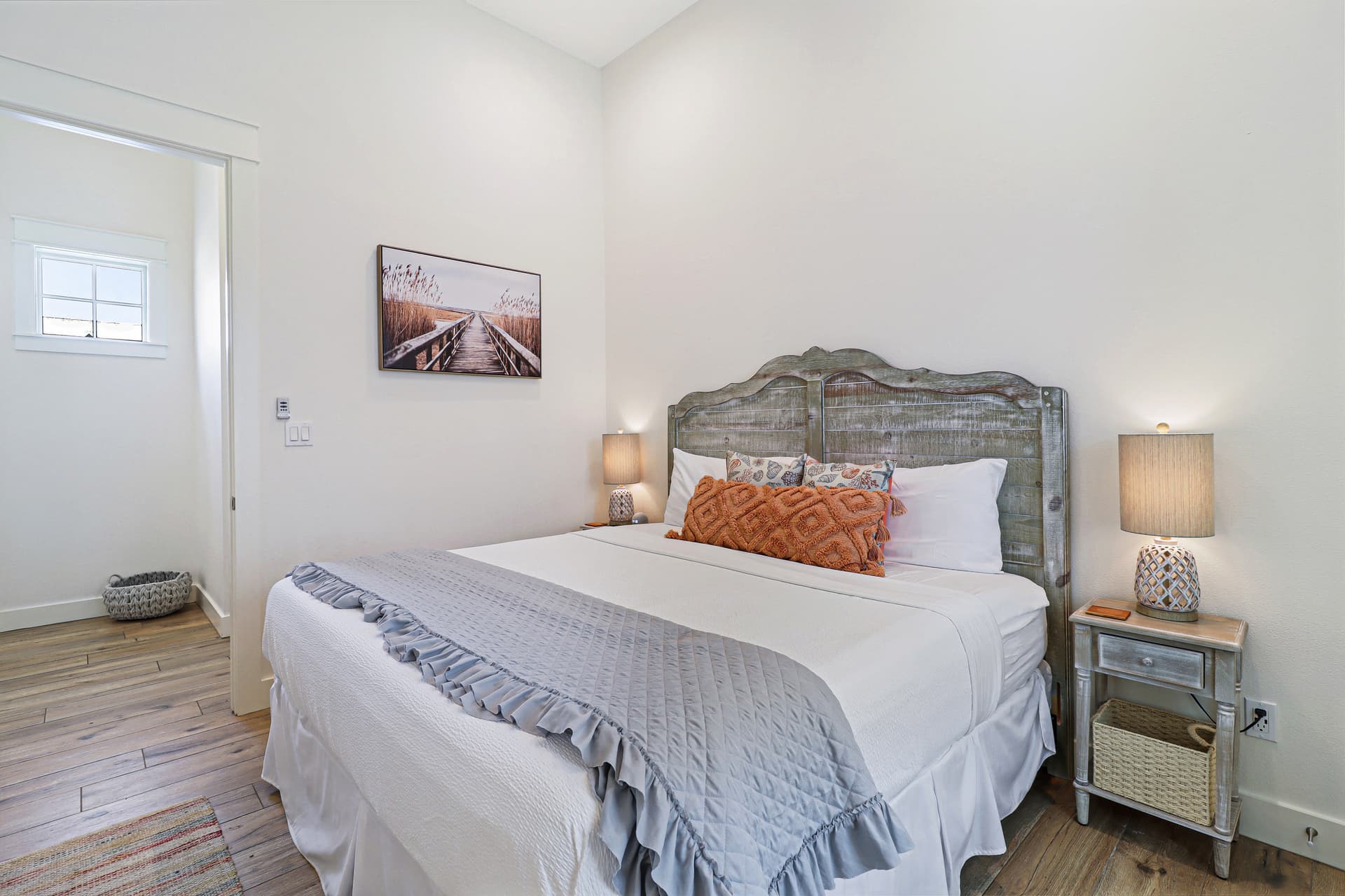 Pelican's Perch - Image 30