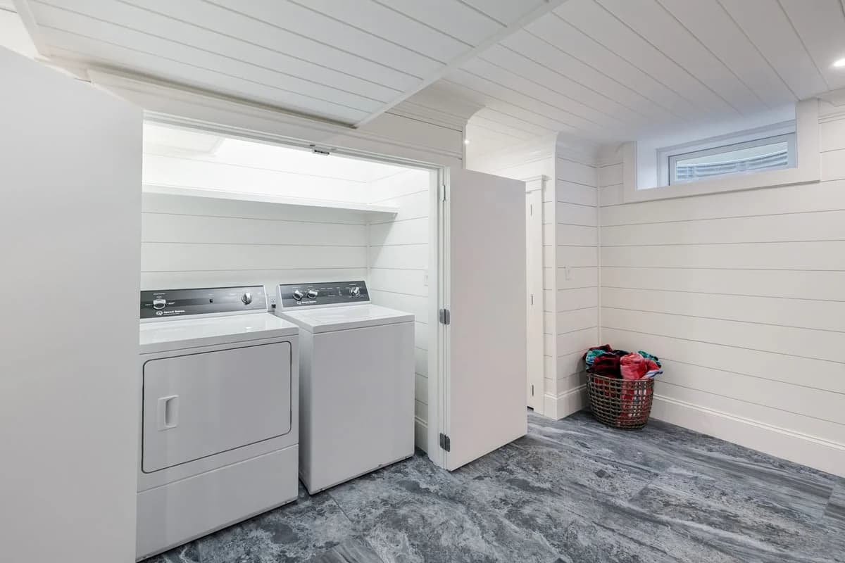 Mayflower Sands - Image 29