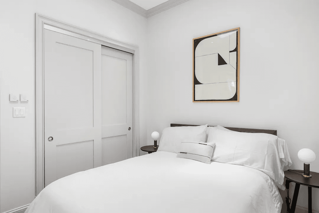 Linden Place II - Image 21