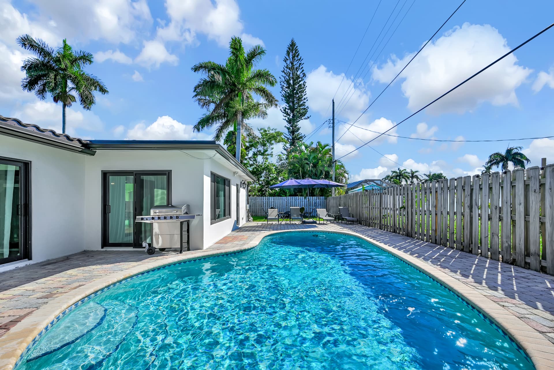 Robinson Place - Image 47