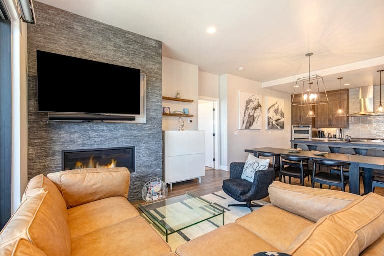 On Top of the Mountains - Image 4