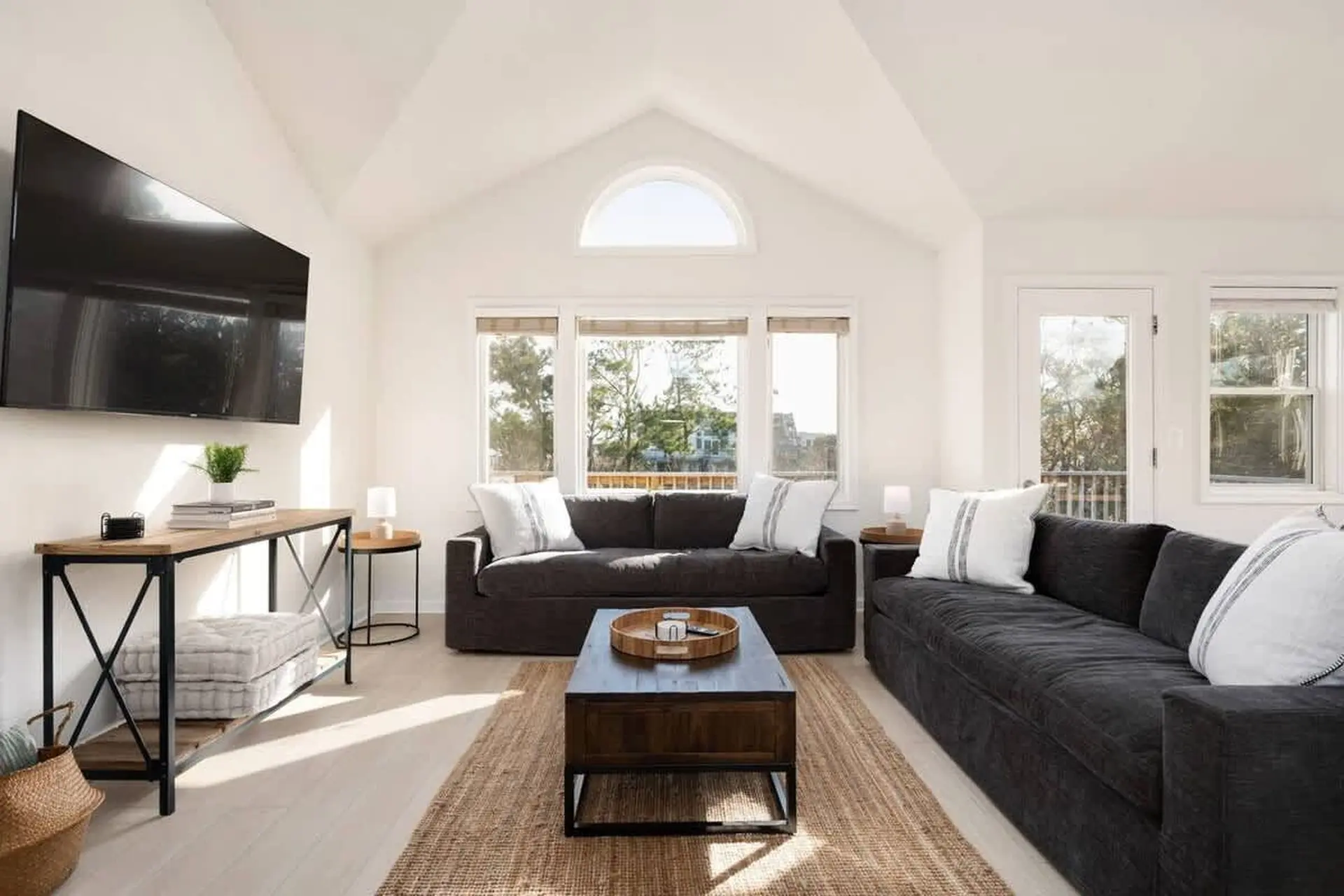 Yellow Lotus - Image 4