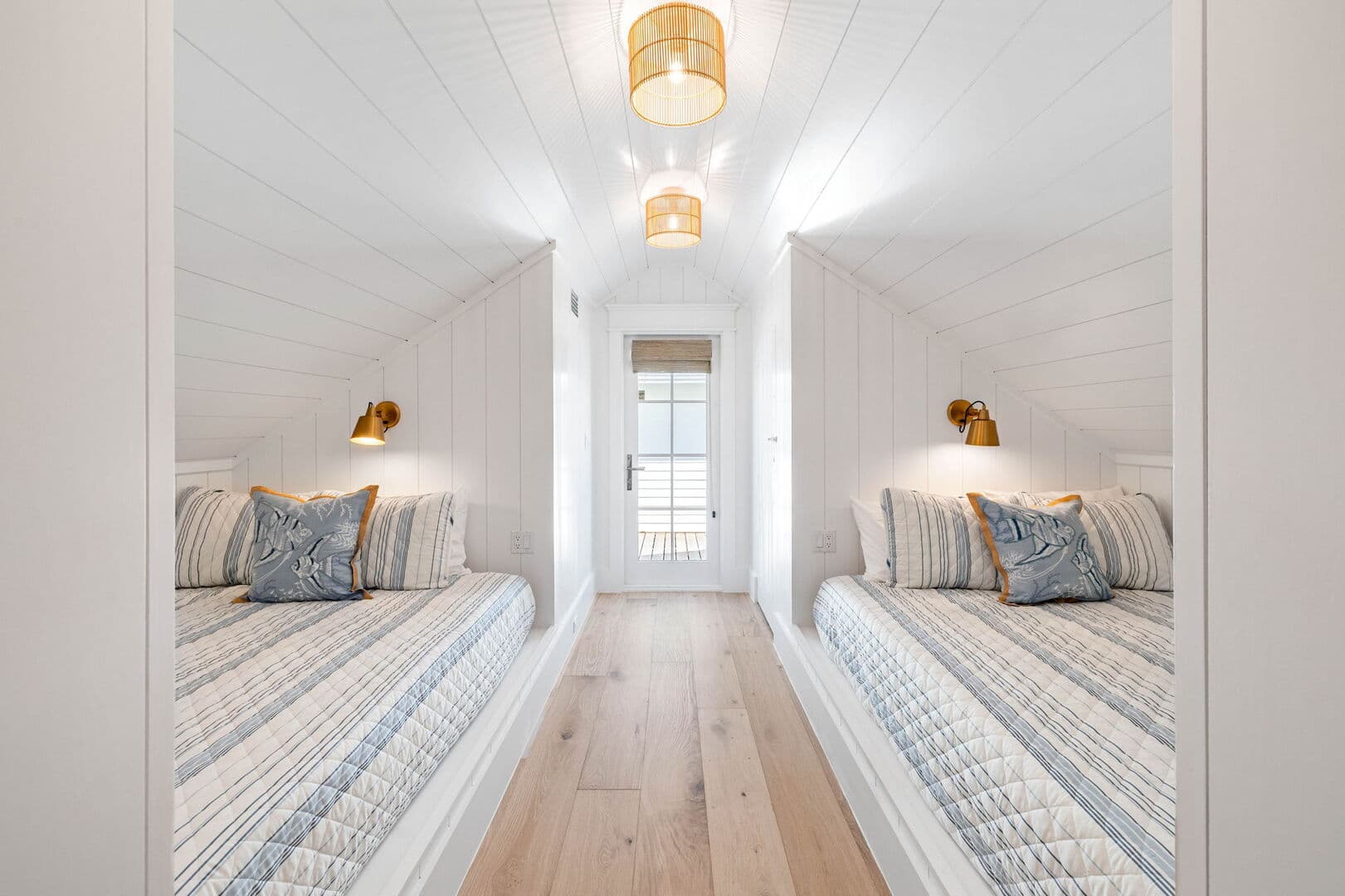 Oyster House - Image 16