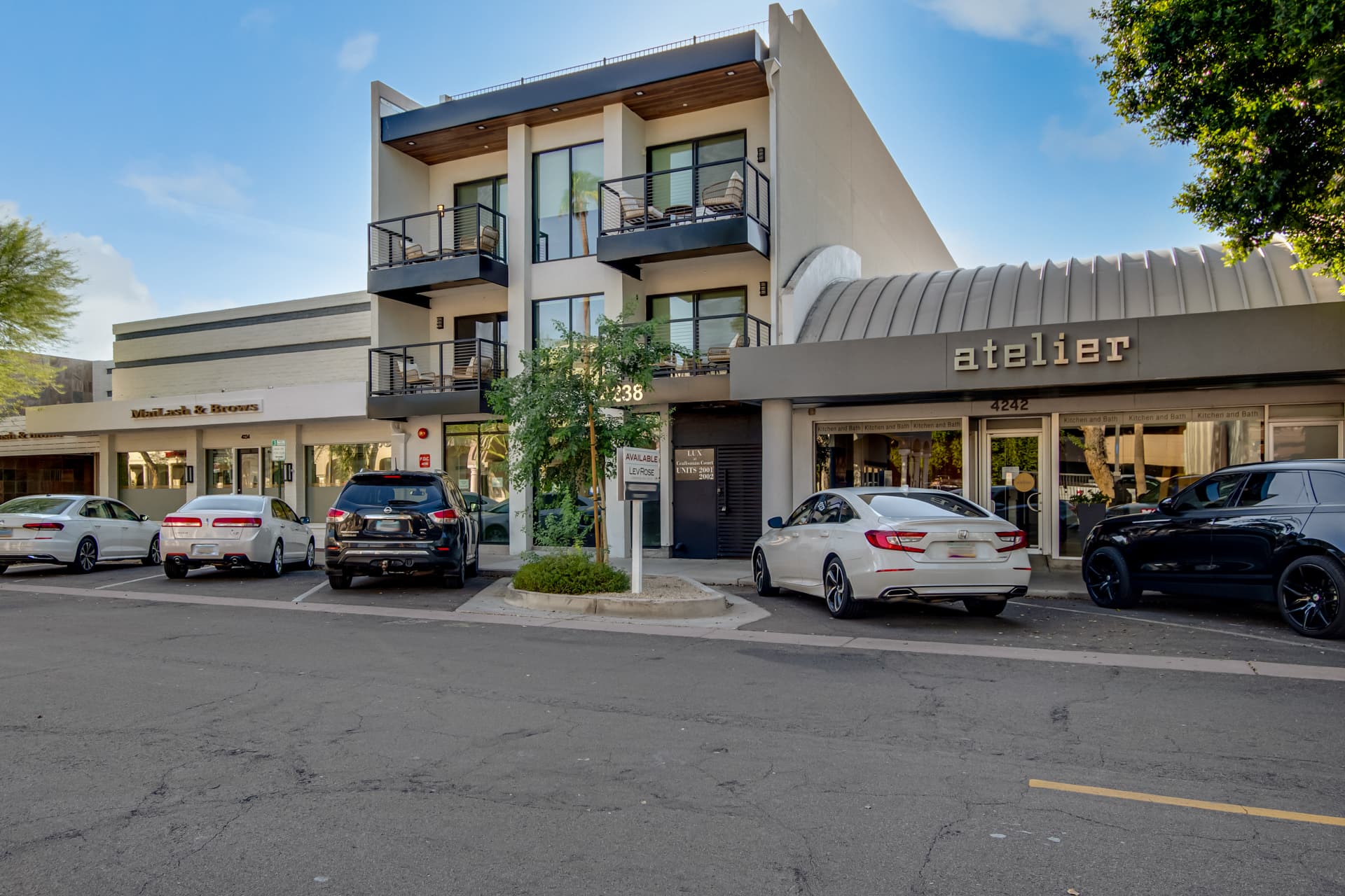 Craftsman Penthouse - Image 2