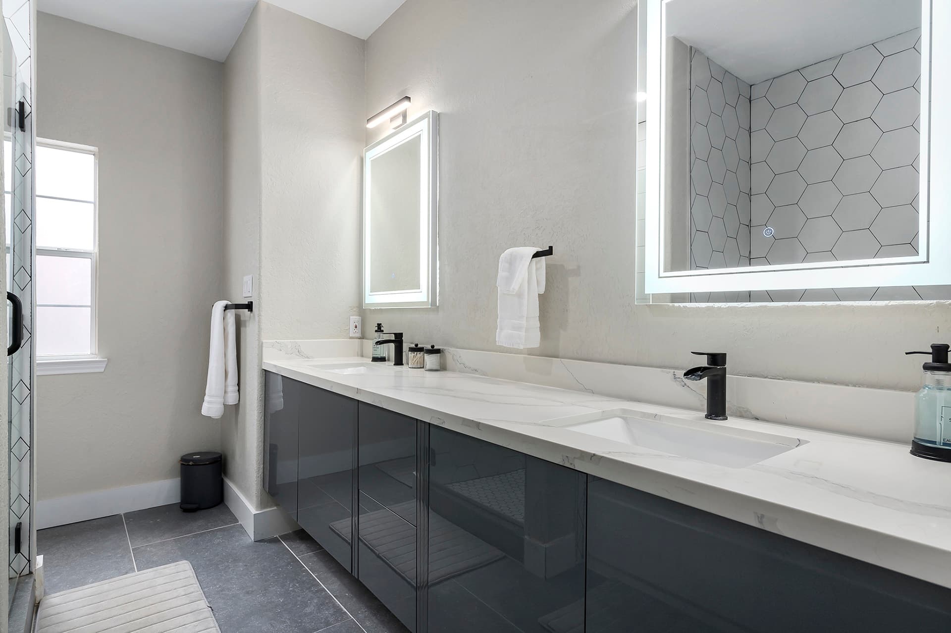 Modern Cowboy - Image 27