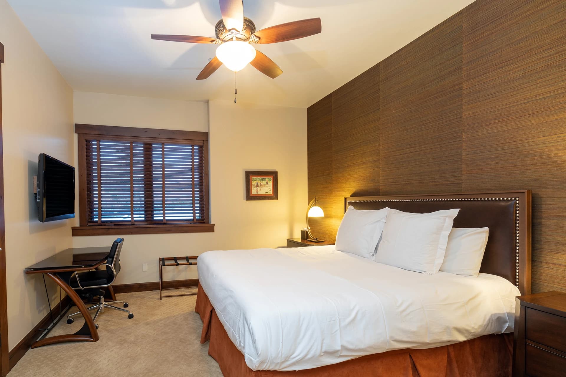 San Sophia Manor - Image 36