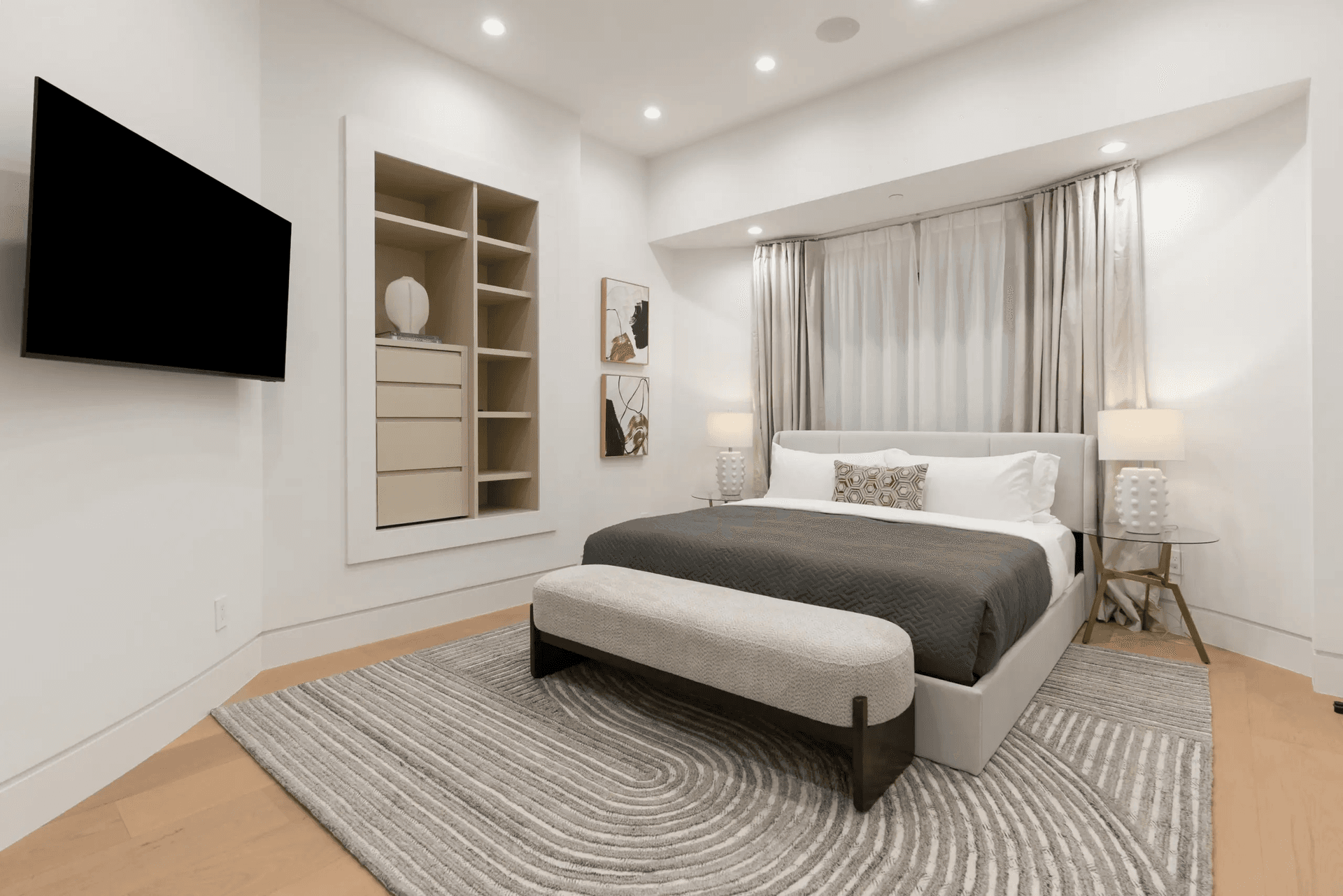 Noble Crest - Image 31